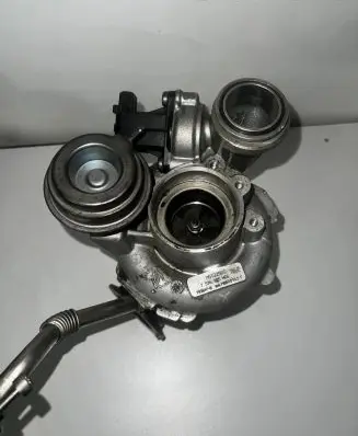 BMW 5 F10 F11 Turbo 7576985 PBB00965F 7936470