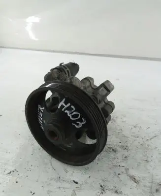Opel Insignia A Power steering pump 13309333