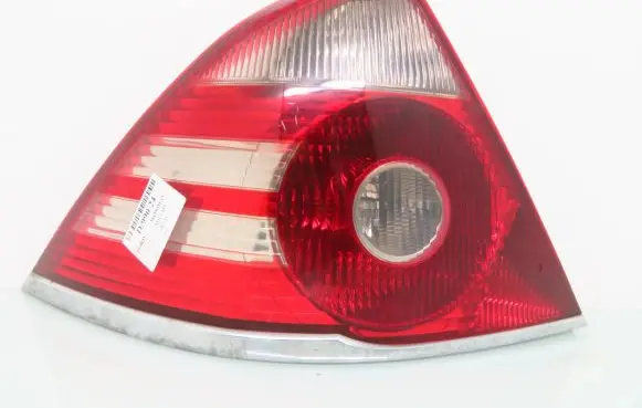 Ford Mondeo Mk III Rear/tail lights 1S7113405A