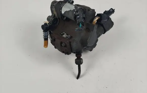 Ford Mondeo MK IV Fuel injection high pressure pump 9685705080 A2C27100268