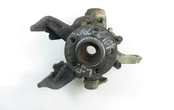 Skoda Octavia Mk1 (1U) Front wheel hub spindle knuckle 