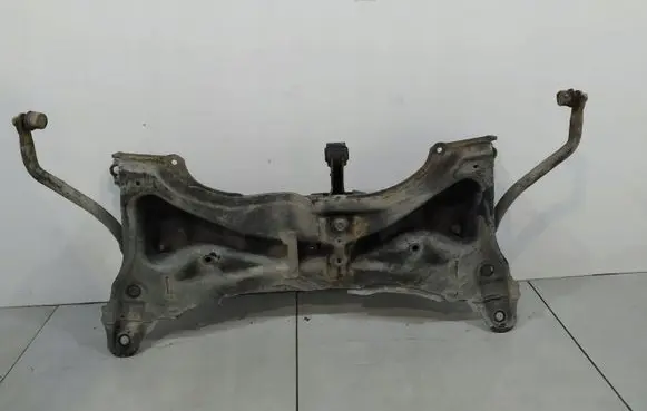 Toyota Yaris Front subframe 