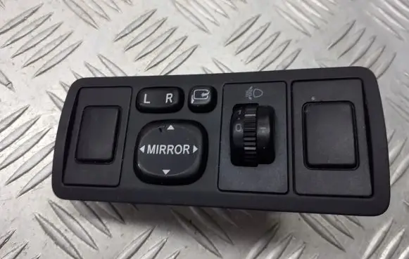 Toyota Avensis T250 A set of switches 