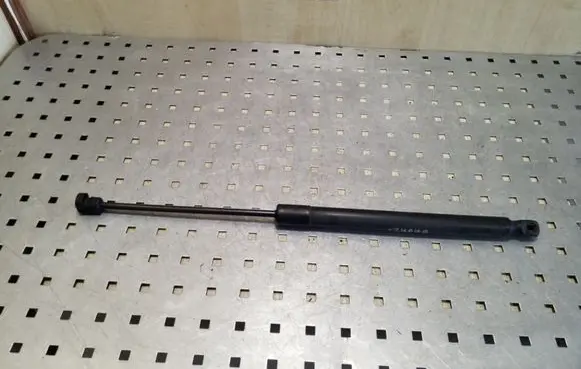 Audi Q7 4L Tailgate/trunk strut/damper 4L0827552C