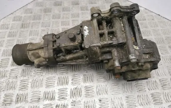 Mitsubishi Outlander Gearbox transfer box case 
