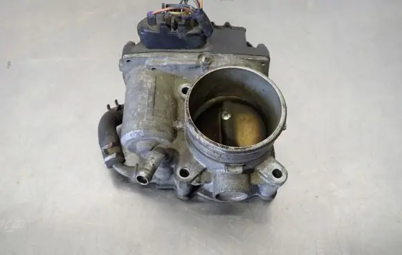 Mitsubishi Lancer X Throttle body valve 