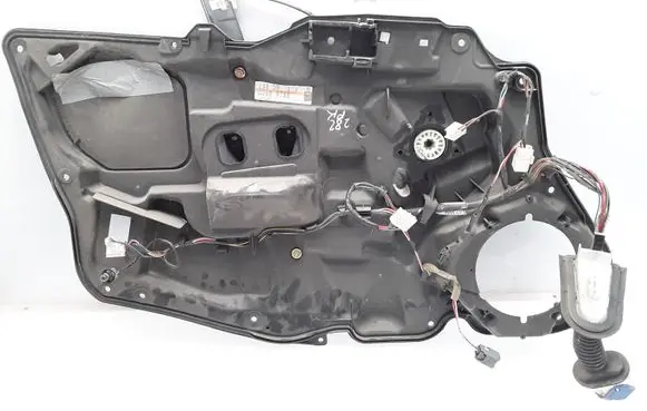 Mazda 6 Front door window regulator with motor GJ6E97XR 4121892