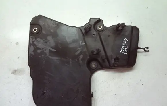 Volkswagen Touareg I Timing belt guard (cover) 