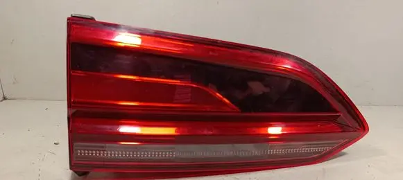 Volkswagen Touareg III Tailgate rear/tail lights 760945093A 17065F