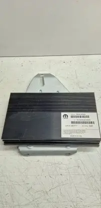 Dodge Durango Sound amplifier 68267306AB TELAA300506043 68267306