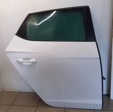 Rear door
