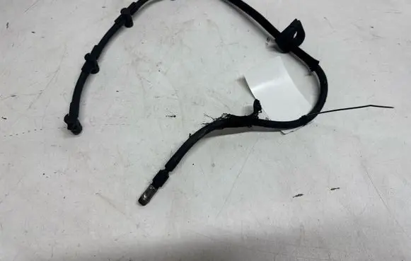 BMW 3 E90 E91 Fuel line pipe 