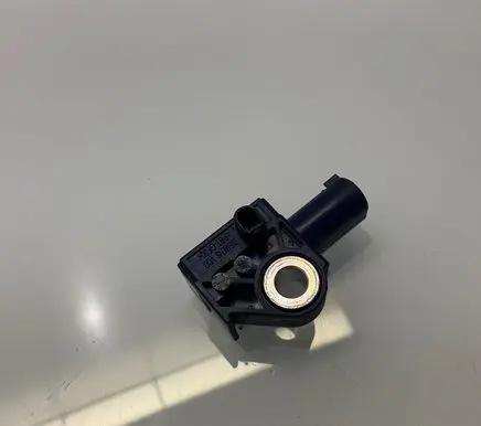 Mercedes-Benz E W212 Airbag deployment crash/impact sensor A2128204926 2128204926