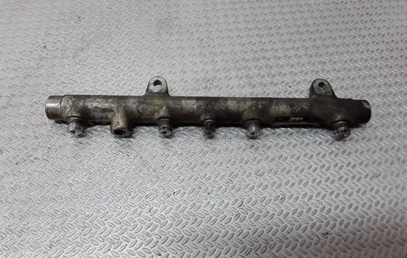 Renault Scenic I Fuel main line pipe 0445214015 7700111013