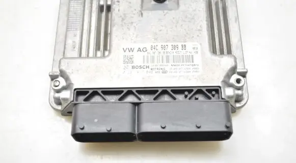 Audi A1 Engine control unit/module 04C907309BB