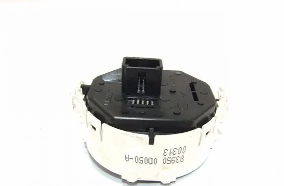 Toyota Yaris Hazard light switch 83950