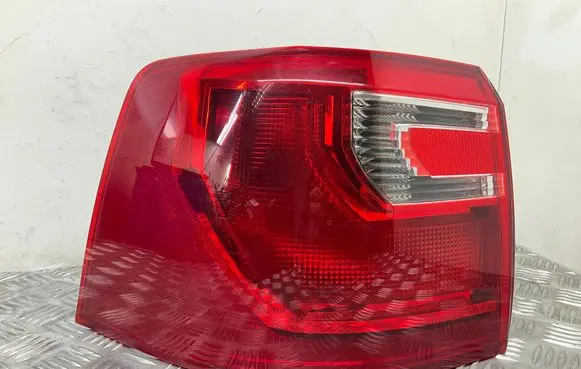 Seat Alhambra (Mk2) Rear/tail lights 7N5945095G