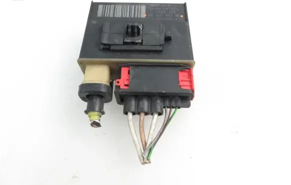 Citroen DS3 Glow plug pre-heat relay 9652021180