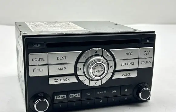 Nissan X-Trail T31 Radio/CD/DVD/GPS head unit 25915CS82B
