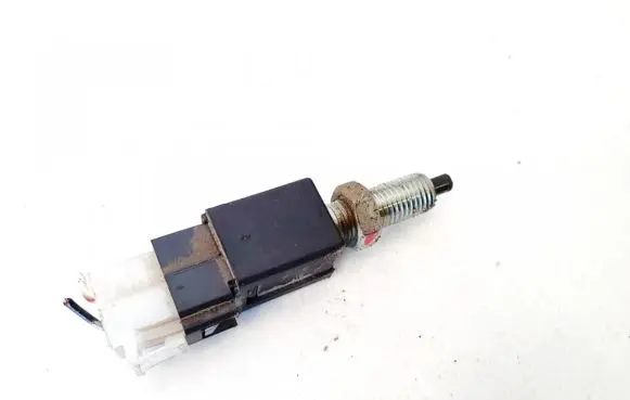 Peugeot 4007 Brake pedal sensor switch