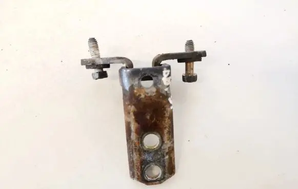 Mitsubishi Outlander Front door upper hinge