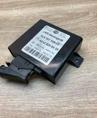 Mercedes-Benz E W210 Light module LCM A2108206426 5LA007508 WithPlug