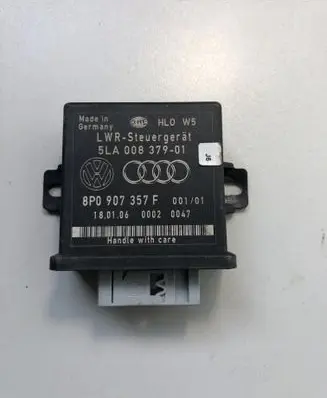 Audi A3 S3 8P Light module LCM 8P0907357F