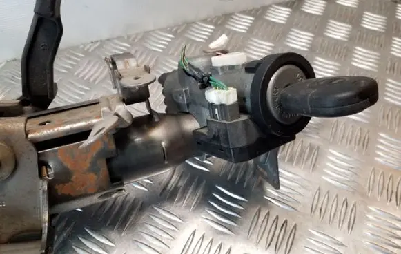 Nissan Primera Ignition lock