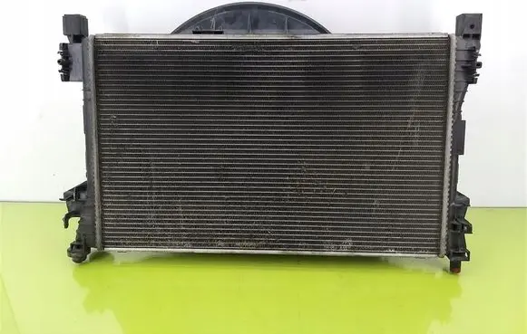 Mercedes-Benz C W203 Coolant radiator A2035000193KZ