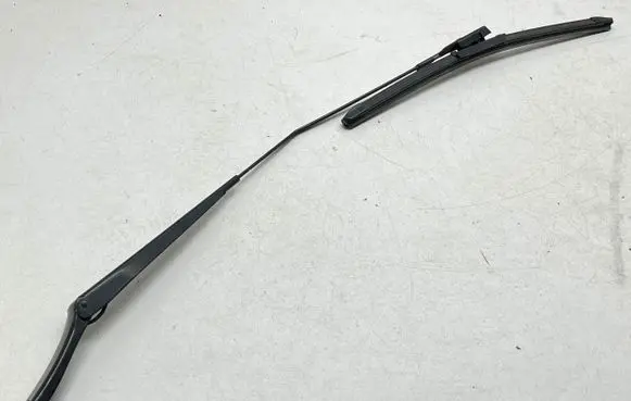 Volkswagen Caddy Windshield/front glass wiper blade 