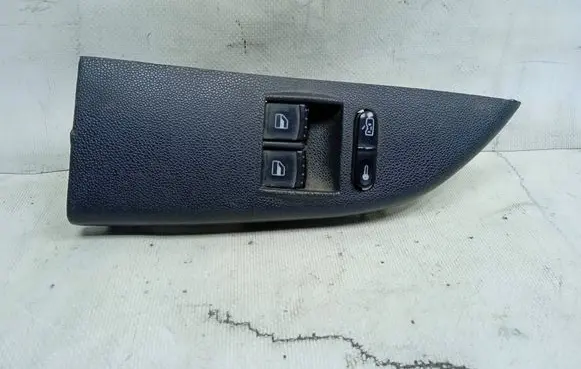 Skoda Fabia Mk1 (6Y) Electric window control switch 1J3959857A 03755120