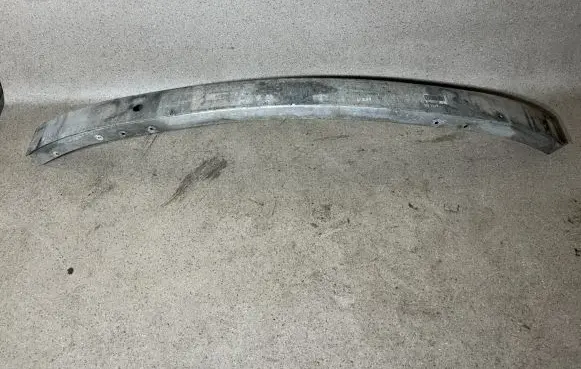 Mercedes-Benz ML W164 Front bumper cross member A1646200034