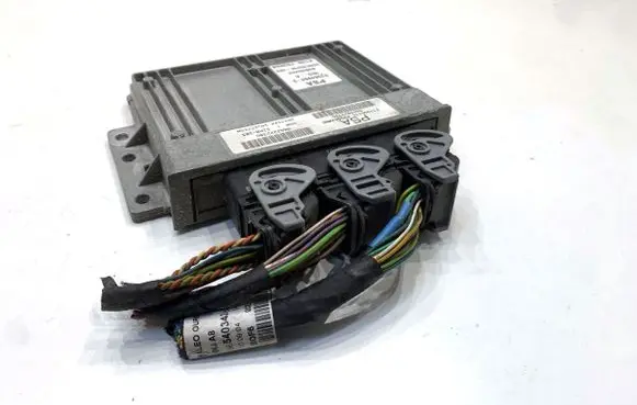 Citroen C3 Pluriel Engine control unit/module ECU 9655829780