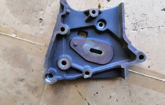 Opel Insignia A Engine mounting bracket 55566023