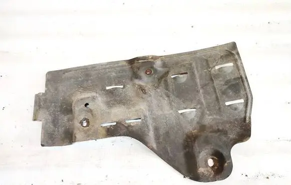 Mazda 6 Engine splash shield/under tray GJ6A56122