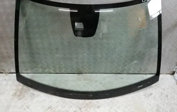 Citroen DS3 Front windscreen/windshield window 