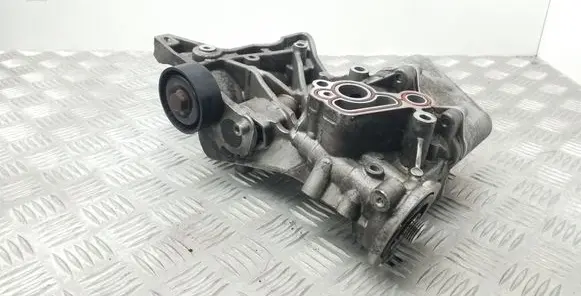 Volkswagen Scirocco Oil filter mounting bracket 06J903143AG 06J117021J