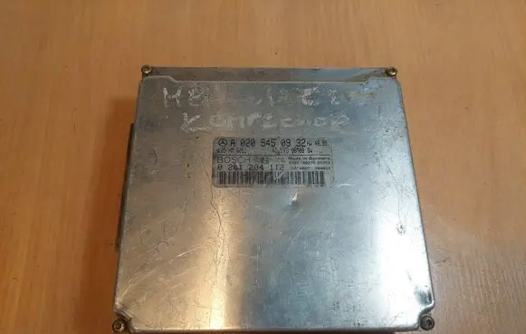 Mercedes-Benz SLK R170 Engine control unit/module ECU 0261204112 A0205450932 26RT4802