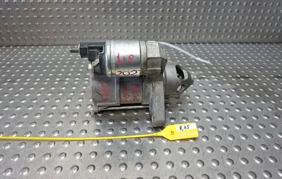 Toyota Aygo X Starter motor S27725085 281000Q170