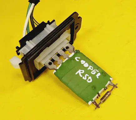 Heater blower motor/fan resistor