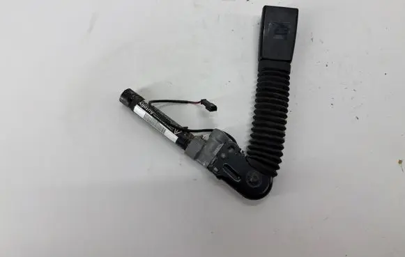 BMW 5 F10 F11 Front seatbelt buckle 624082000A
