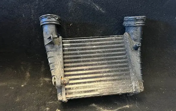 Skoda Octavia Mk2 (1Z) Intercooler radiator