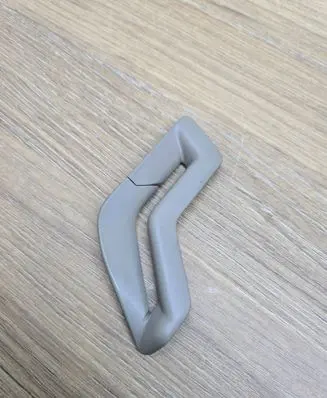 Volvo XC90 Seat belt trim 