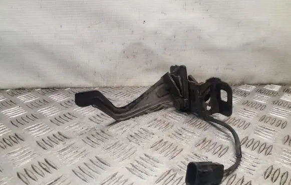 Opel Mokka Engine bonnet/hood lock/catch