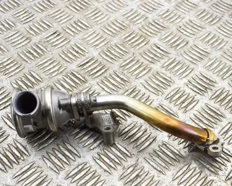 Porsche Macan (95B) EGR valve 94611303230