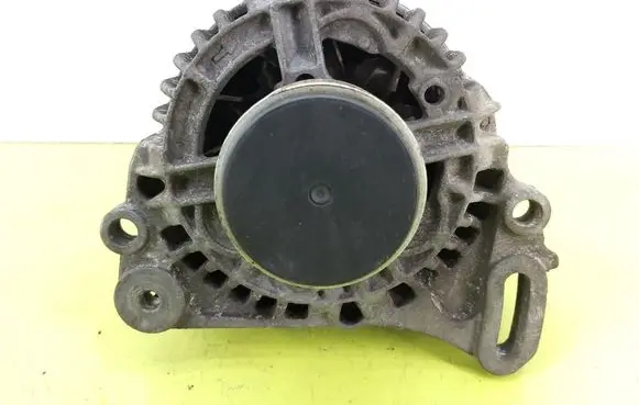 Skoda Fabia Mk1 (6Y) Generator/alternator 045903023H