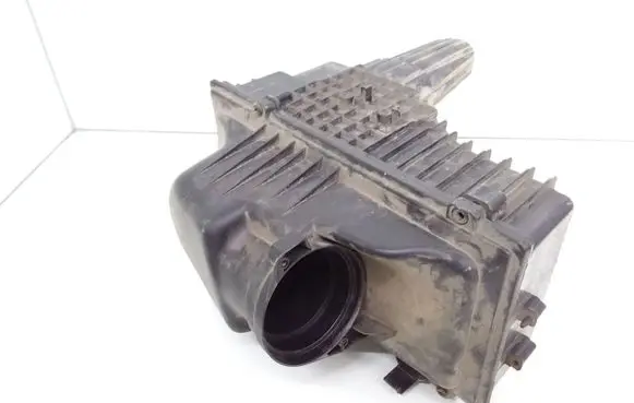 Air filter box