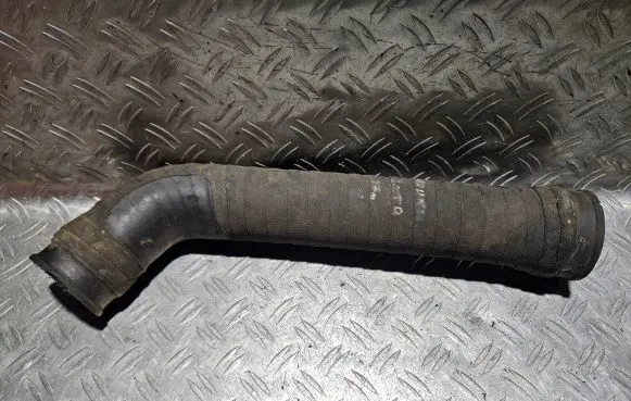 Renault Laguna I Air intake hose/pipe 7700868263C 7700868263
