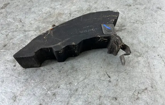 Honda CR-V Fender foam support/seal 