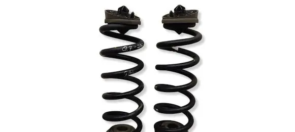 Audi Q7 4M Rear coil spring 